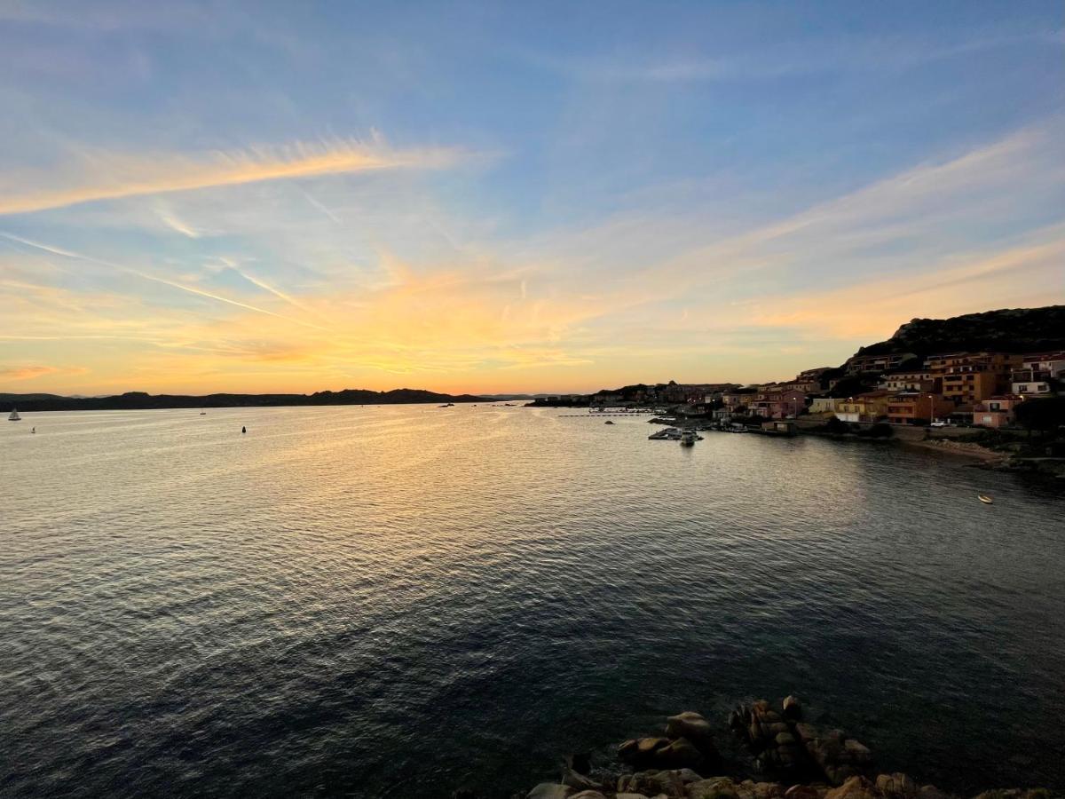 Appartamento Fronte Mare Residence Weber La Maddalena  Exterior foto