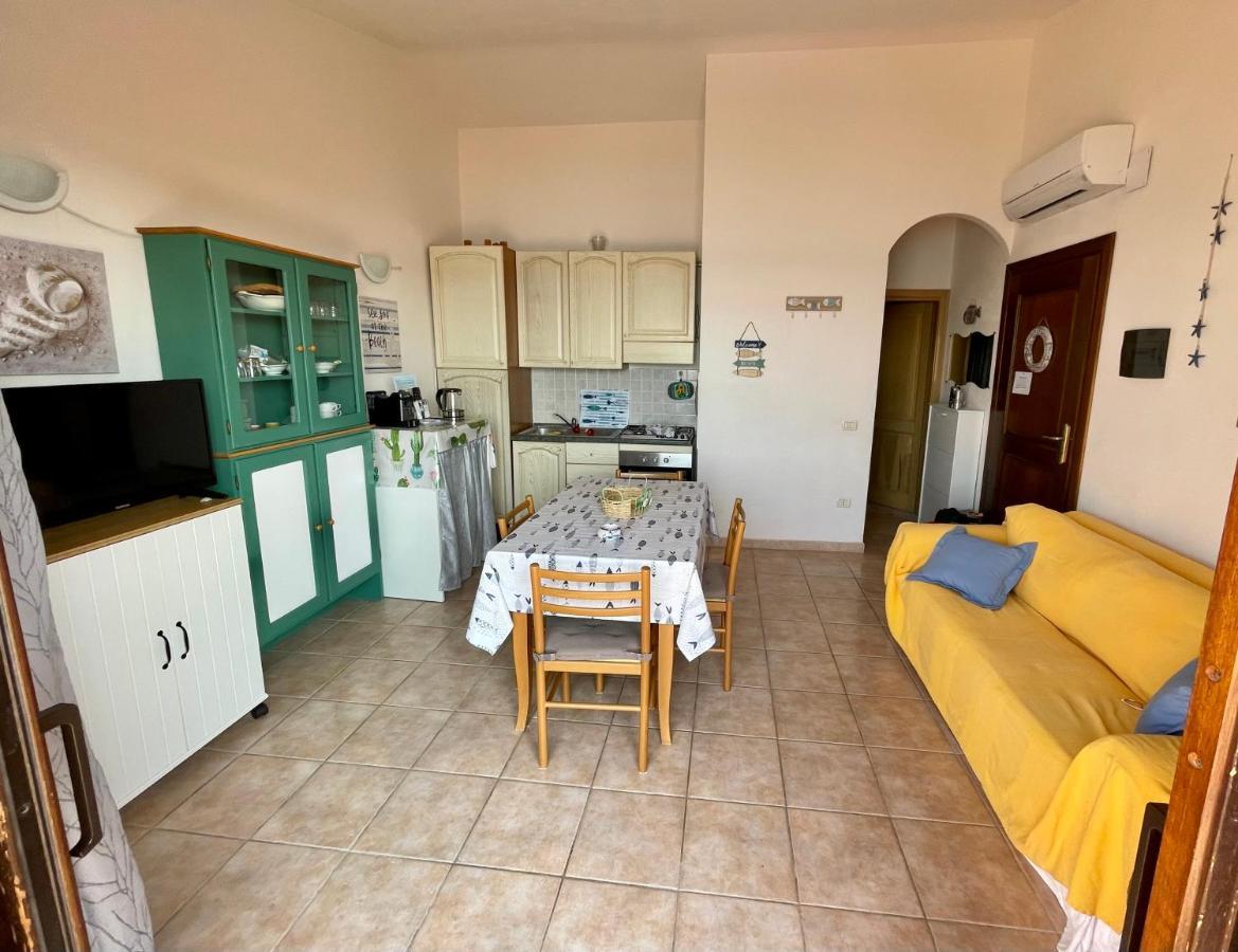 Appartamento Fronte Mare Residence Weber La Maddalena  Exterior foto